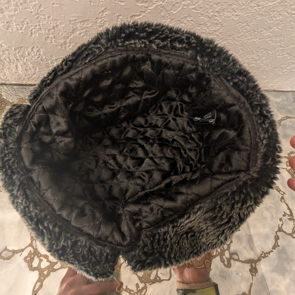 Mens Black Winter Jacket with Fur Lining - Picture 12 of 13